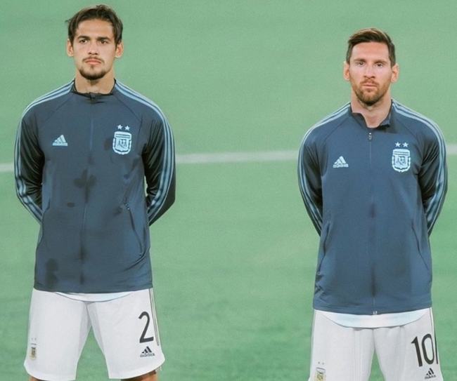 太阳报：狼队球迷团体将在对阵曼联前晚进场15分钟抗议老板