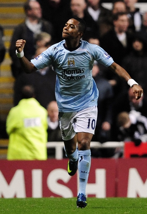 B费和塔弗尼尔分别为双方任意球破门，为联赛12年后首次（B费与塔弗尼尔分别任意球破门，联赛12年来首次上演）