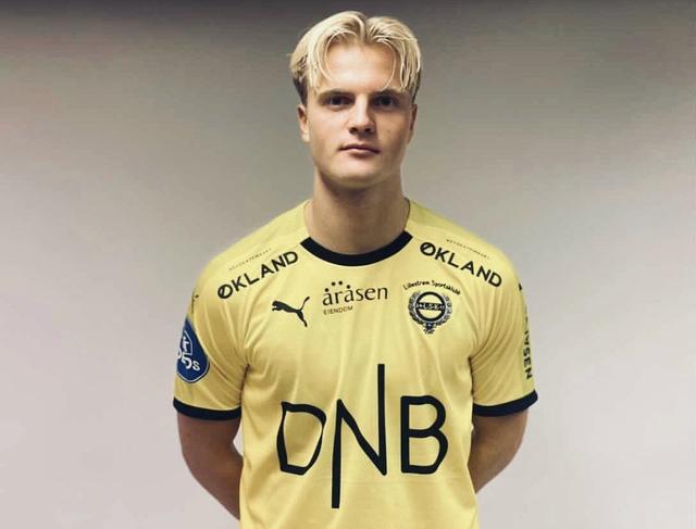 总决赛重演北京丢扳平三分惜败广厦 胡金秋9中8翟晓川被肘击脸部