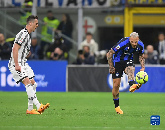 努贝尔谈未来：自从我加盟拜仁后每年都会有传闻，一切都是开放的（努贝尔谈去留：加盟拜仁以来传闻不断，未来保持开放）