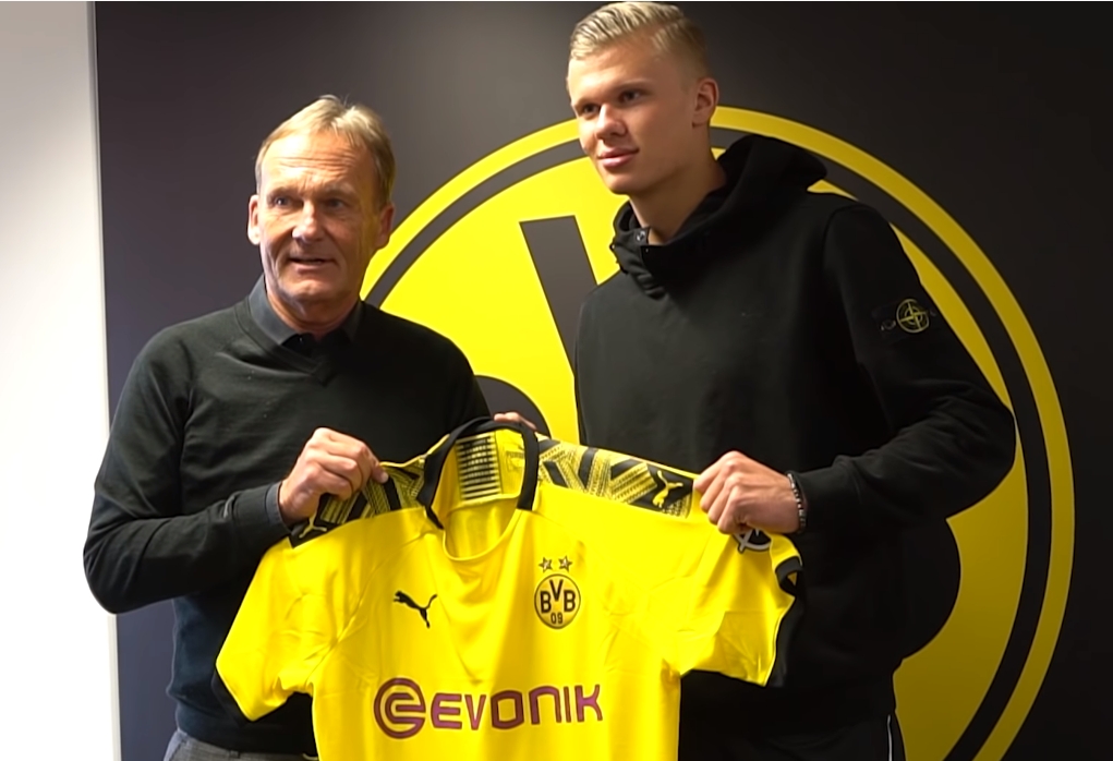 记者：维尼修斯续约谈判失败，皇马设定1.5亿欧初始转会费