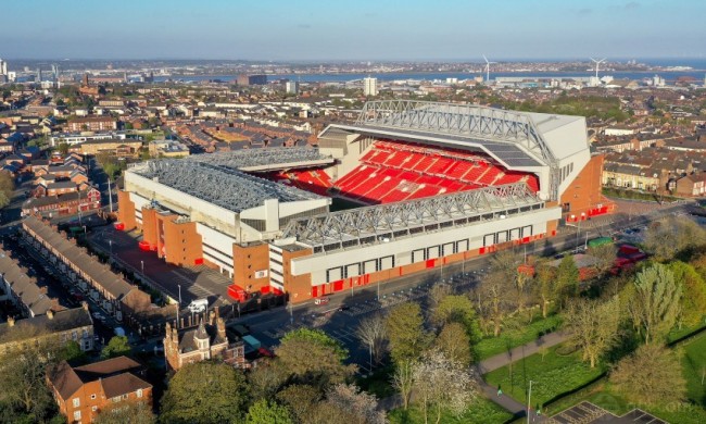 法尔克：拜仁不大可能续约格雷茨卡，尤文、那不勒斯等队有意（法尔克：拜仁续约格雷茨卡希望渺茫，尤文与那不勒斯等队有意引进）