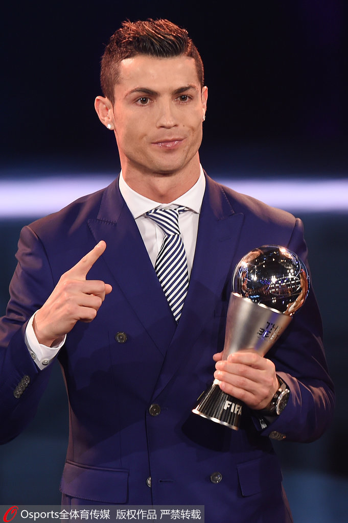 获体育传奇奖！托雷斯：感谢马德里足协，我对此感到无比自豪