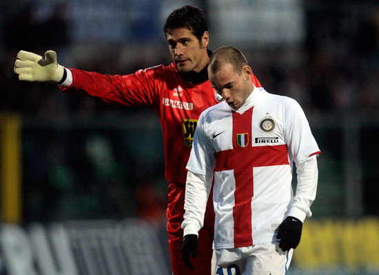 世体：小西蒙尼遭毕包球迷严重辱骂，已被西甲联盟记录在案（世体：小西蒙尼遭毕尔巴鄂球迷严重言语攻击，西甲方面已备案）