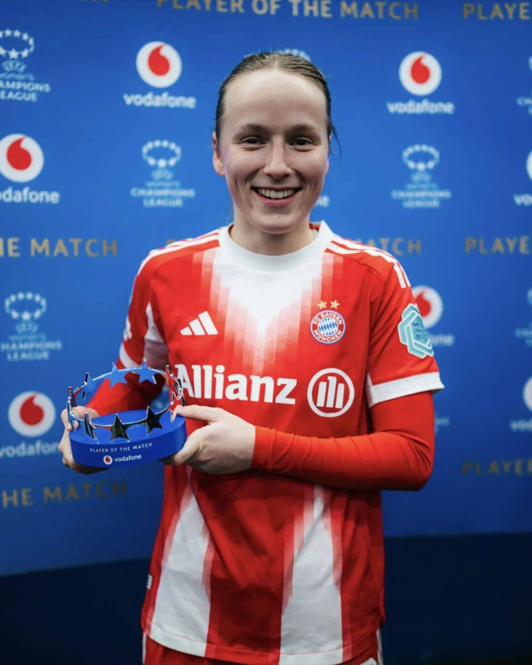 西班牙青训球队开除4名U16球员，他们曾为泄愤持刀威胁对手