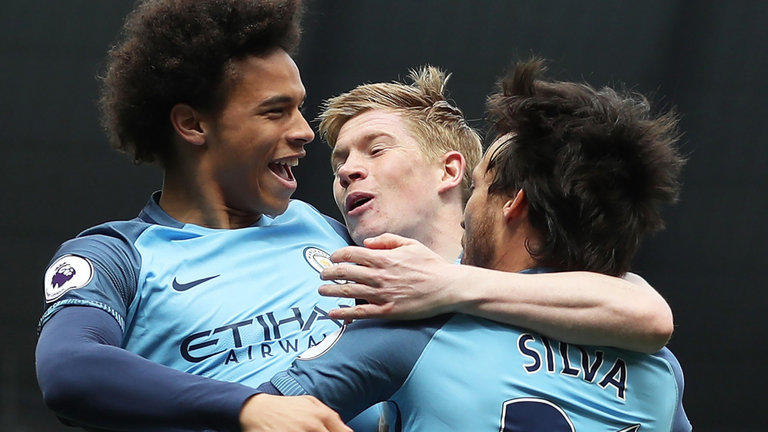 少进多少球？巴萨本赛季14次中门框，在西甲遥遥领先（巴萨本季14次中柱居西甲榜首，少进了多少球？）