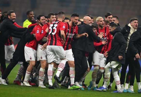 莫雷托：巴萨正在密切关注格里马尔多，药厂不想把他卖给拜仁（莫雷托：巴萨紧盯格里马尔多，勒沃库森无意将其卖给拜仁）