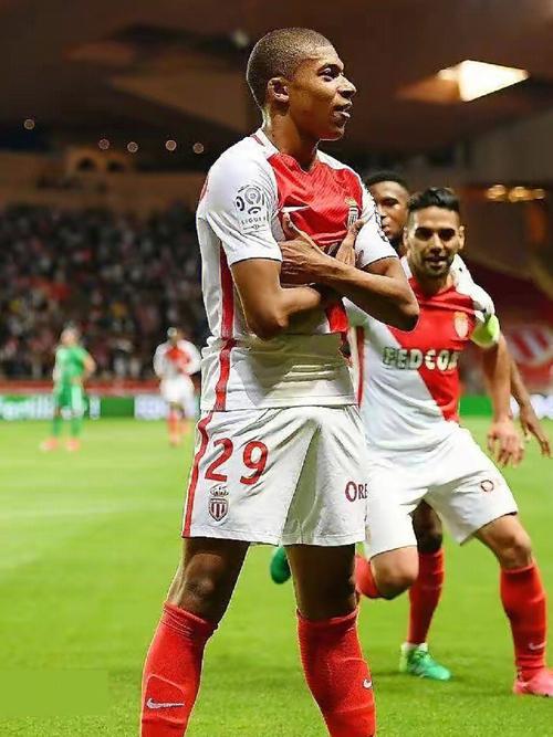 意甲战报：扎尼奥洛破门，2人染红，乌迪内斯2-0帕尔马