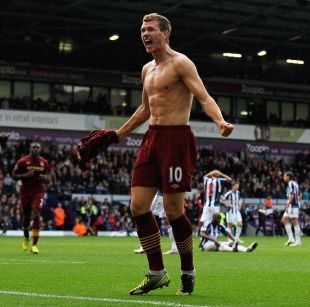 非洲杯战报：塔普索巴绝杀，布基纳法索2-1十人赤道几内亚（非洲杯：塔普索巴补时绝杀，布基纳法索2-1力克十人赤道几内亚）