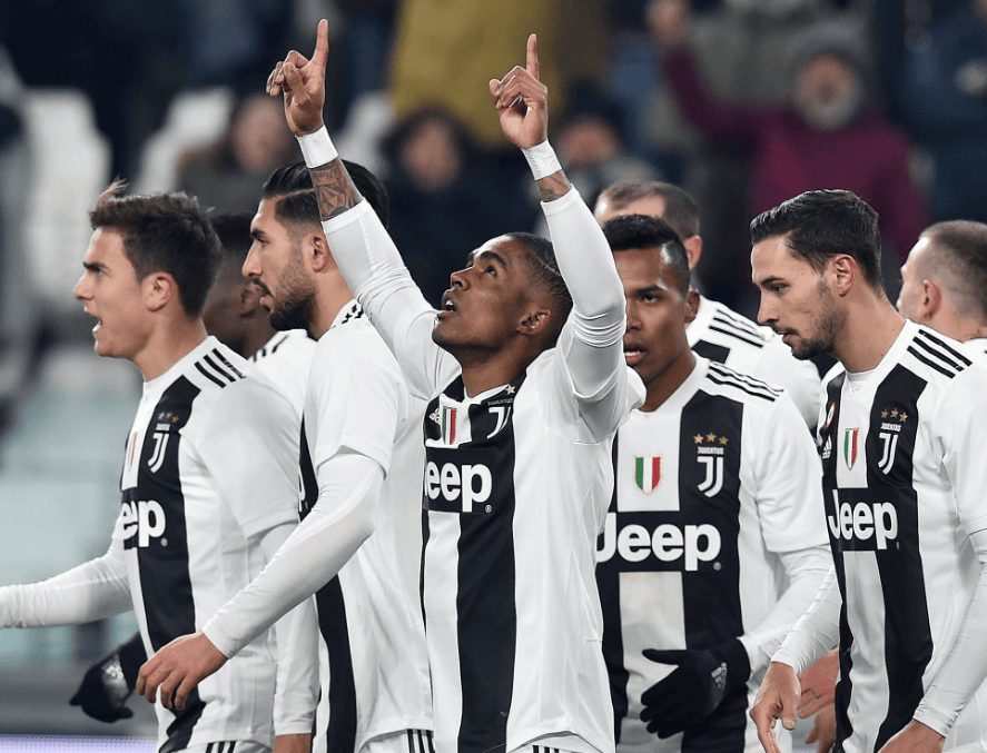 阿斯：德赫亚薪资为队内第二高，球队能否保级决定其留队前景（阿斯：德赫亚薪资队内第二，保级结果将决定其去留）