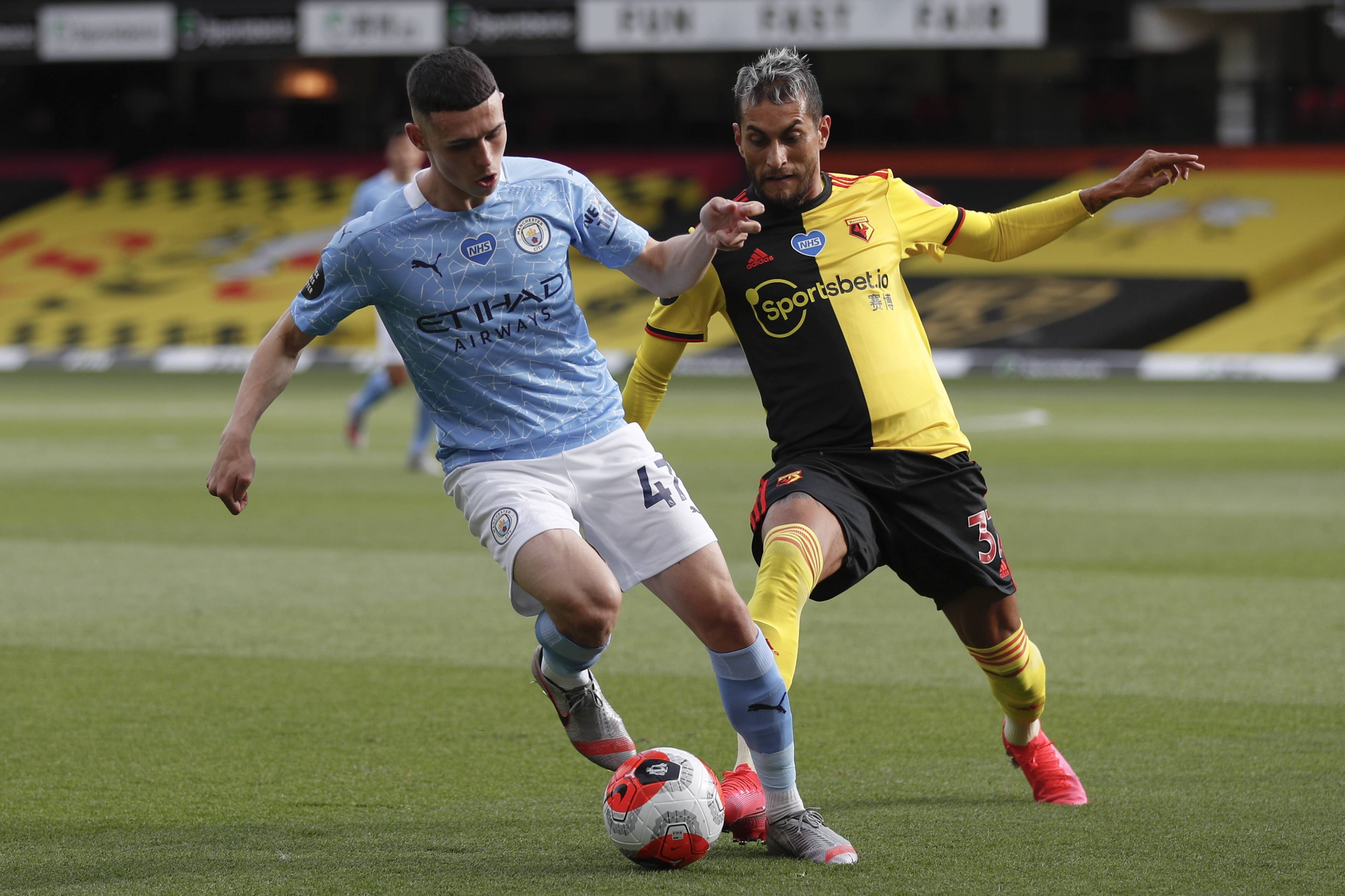 有点尴尬！悉尼FC男女足同日先后输球，共丢9球进0球（同日皆败：悉尼FC男女足先后落败，零进球共失9球）