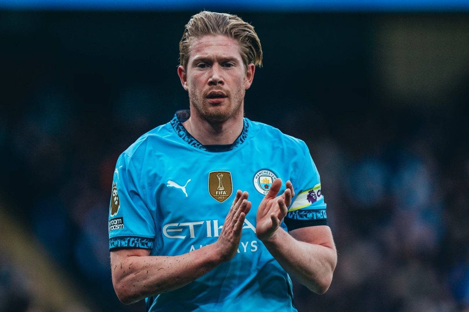 凯恩：只有在世界杯夺冠，才能让自己和英格兰国民感到满意（凯恩：夺得世界杯冠军，才能让自己与英格兰人民真正满意）