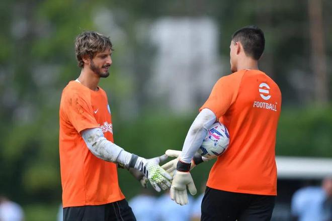 切尔西战苦主英超主场龙！海外情报：纽卡斯尔联1-2切尔西（纽卡斯尔联1-2切尔西：蓝军客场斩主场龙，拿下苦主）