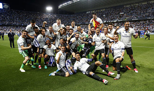 三人成行，无界竞技！“翎跃山海”羽毛球巡回赛广州站举行