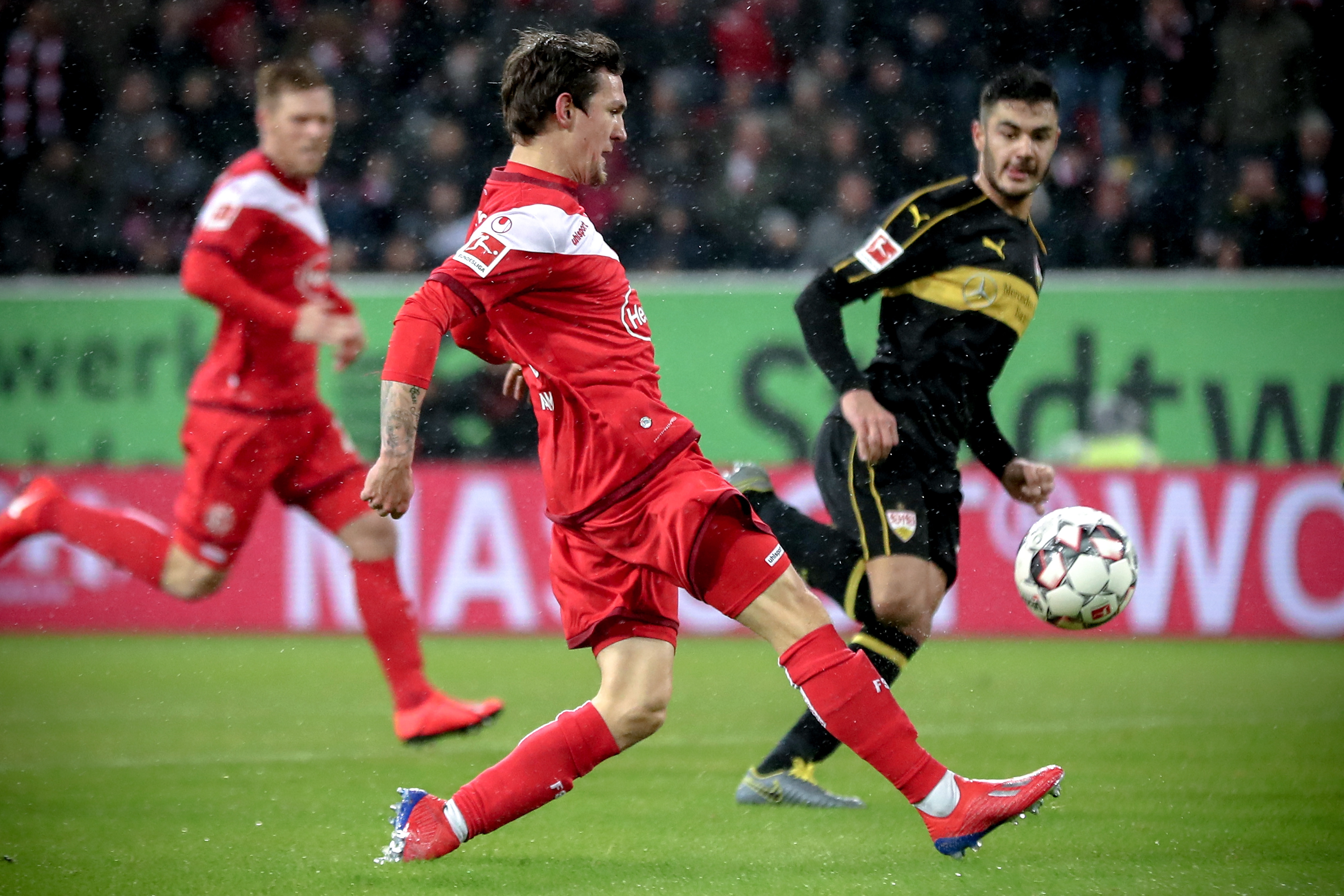 印媒：拒绝与梅西会面，切特里认为此行对印度足球发展无意义（印媒称：切特里拒见梅西，直言此行无助印度足球发展）