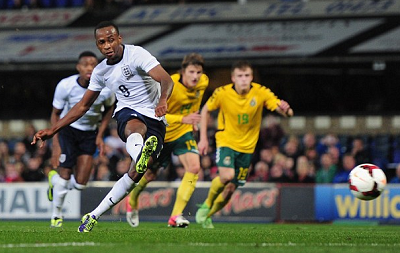 30场零进球！皇马8000万先生陷入断崖式低谷，或刷新41年尴尬纪录