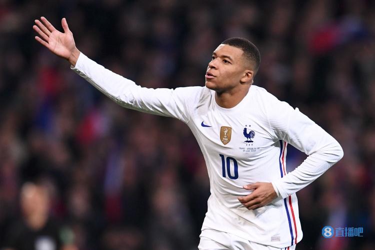 每体：一男子因假扮足球经纪人性侵61名未成年人被捕（每体：一男子冒充足球经纪人，涉嫌侵害61名未成年人被捕）